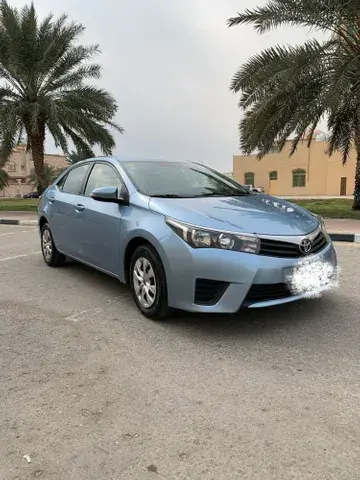 تويوتا كورولا 2015