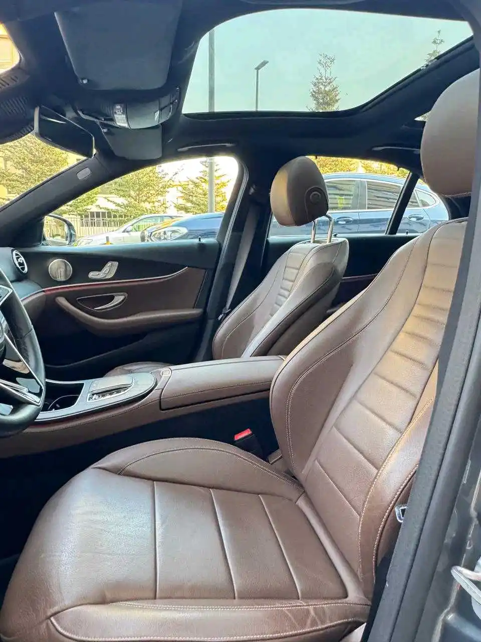 مرسيدس بنز E Class 2022