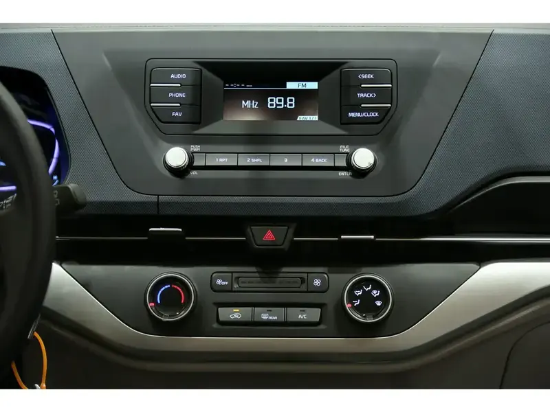 KIA Carens 2025