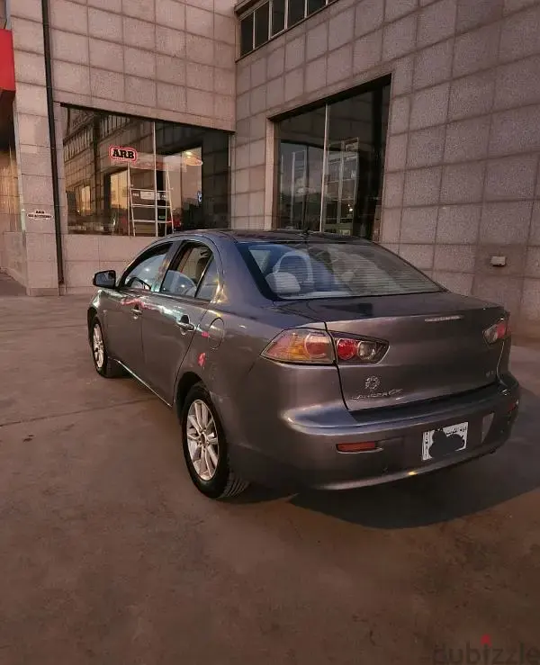 ميتسوبيشي لانسر 2016