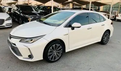 تويوتا كورولا XLI Executive Hybrid 1.8L