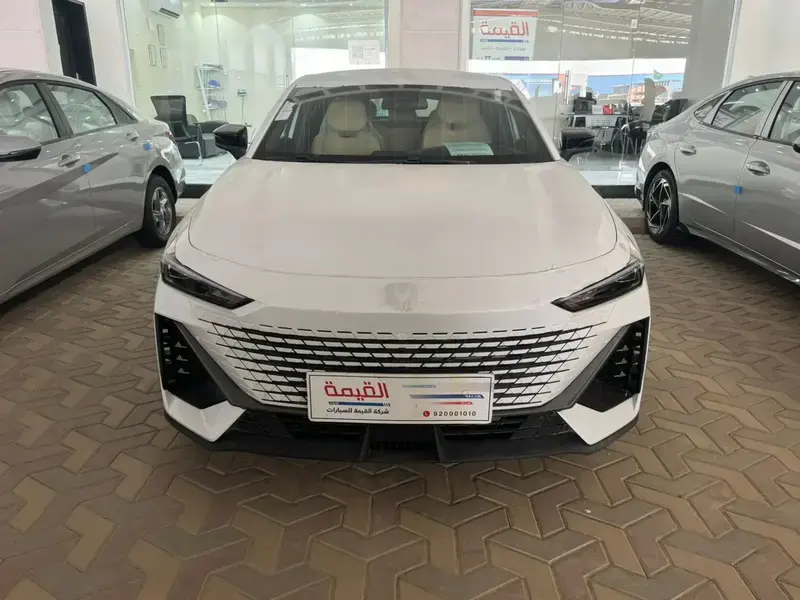 Changan UNI-V 2025