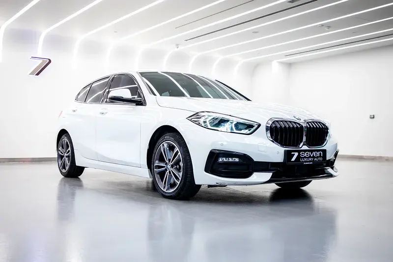 BMW 1 Series 2021