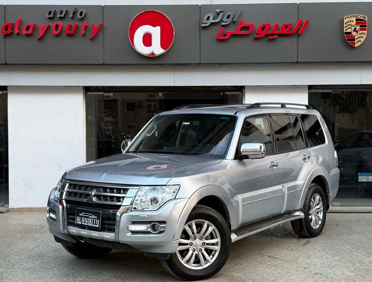 ميتسوبيشي باجيرو 2016