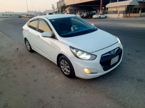 هيونداي أكسينت 2015