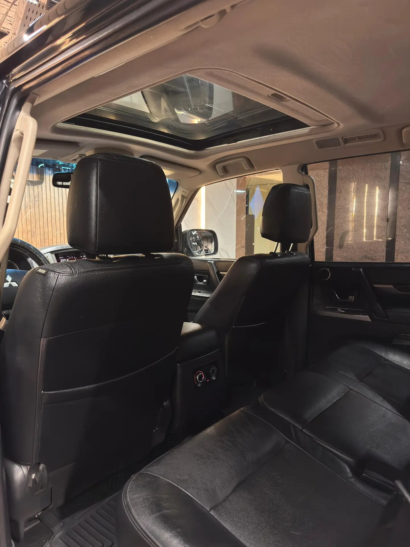 ميتسوبيشي باجيرو 2015