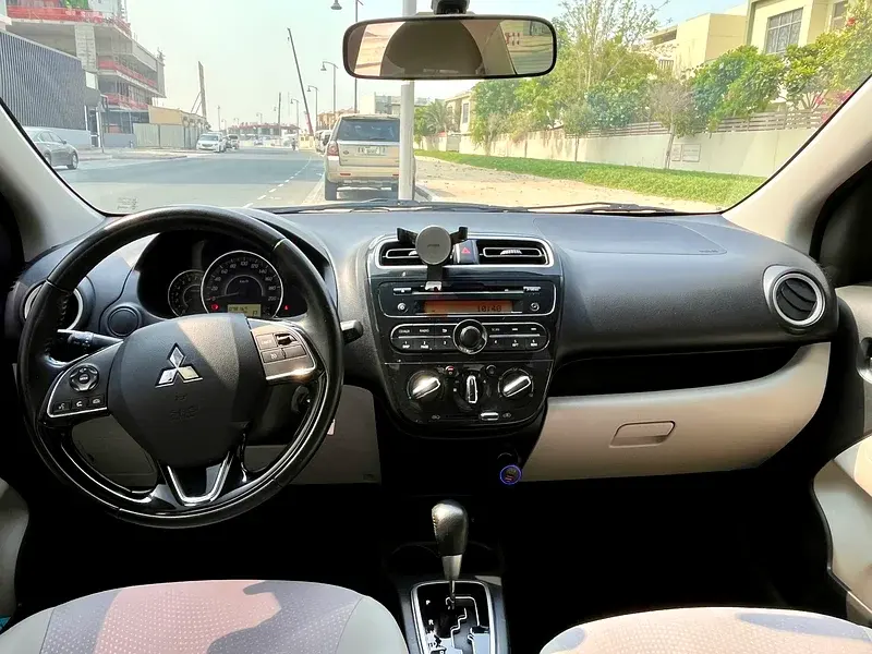 Mitsubishi Attrage 2020