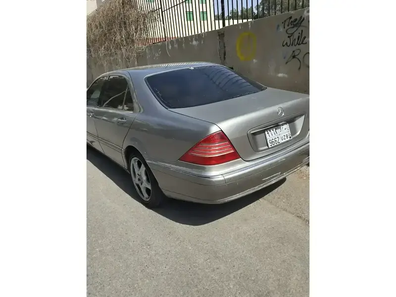 Mercedes S 2005