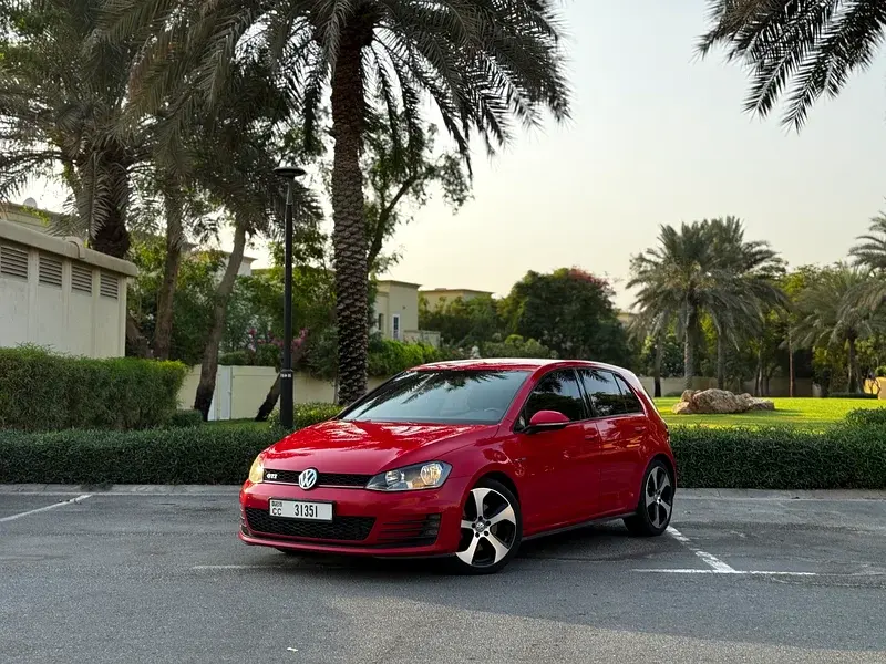 فولكس واجن جولف 2015