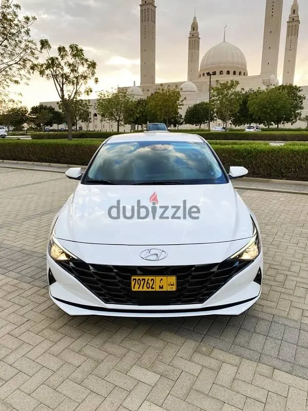 هيونداي إلانترا 2023
