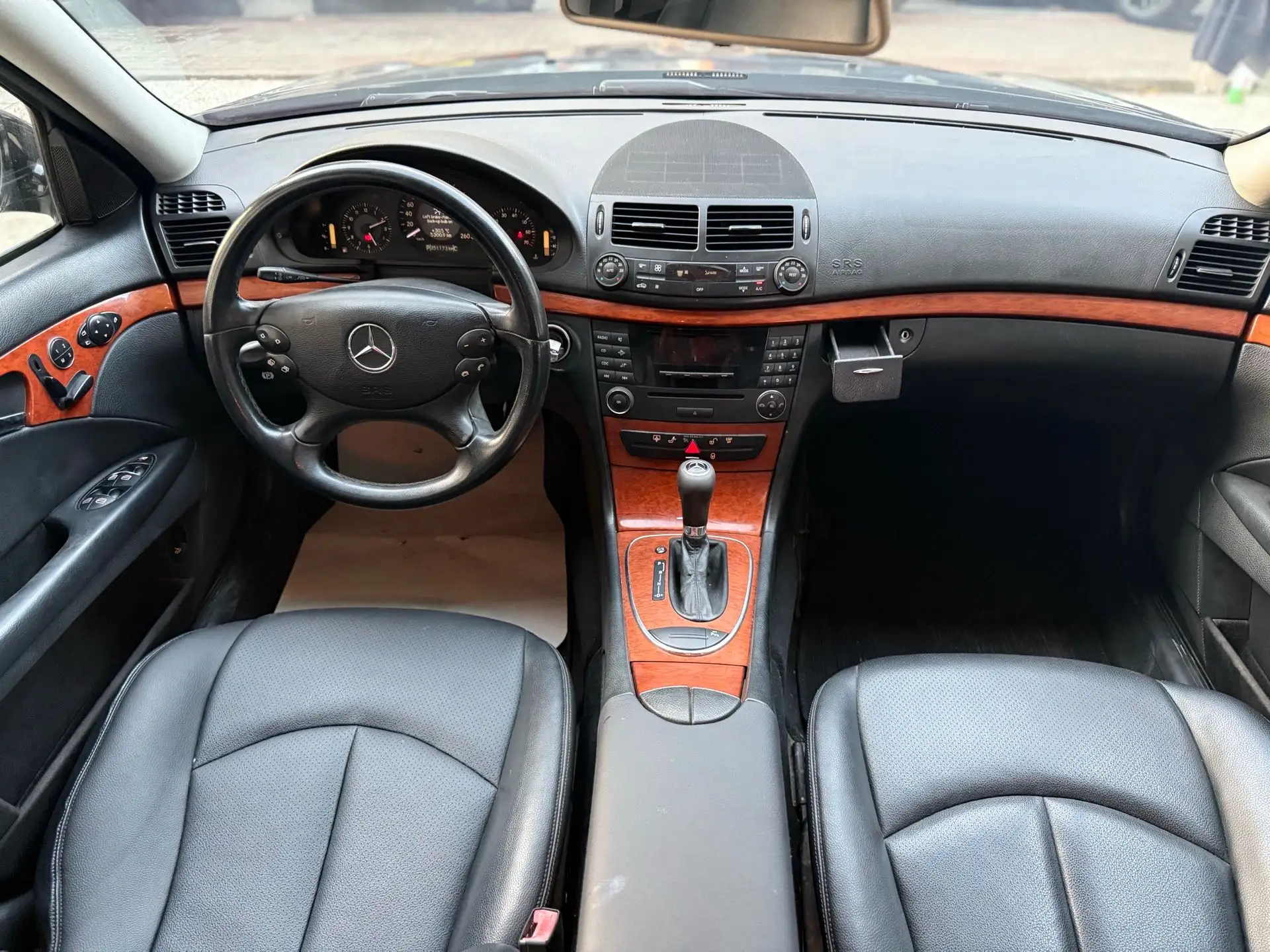 مرسيدس بنز E Class 2008