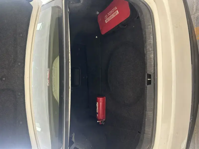 تويوتا أفالون 2013