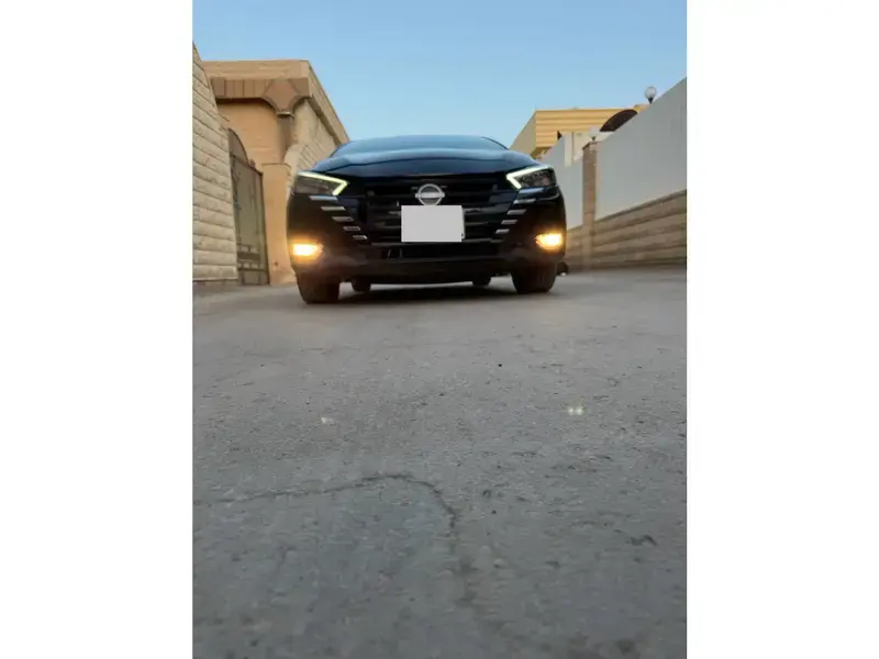 Nissan Sunny 2024