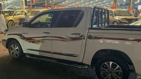 تويوتا هيلوكس 2017