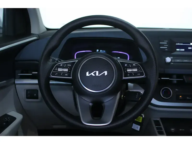 كيا كارينز 2025 GL