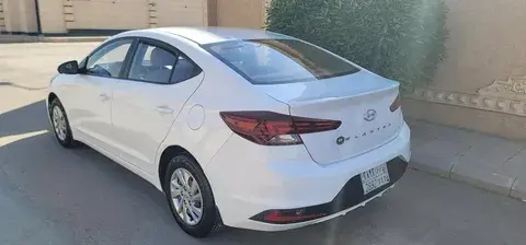 هيونداي إلنترا 2019