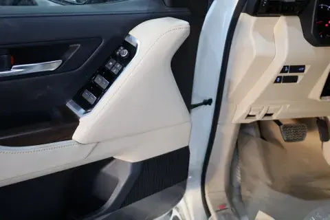 الجديد تويوتا لاند كروزر 3.5T GXR-L4  2023