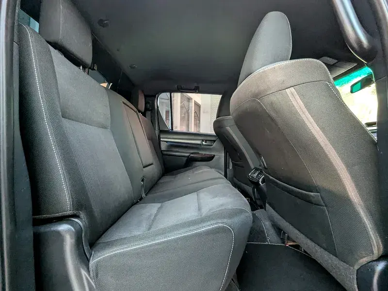 تويوتا هيلوكس 2021