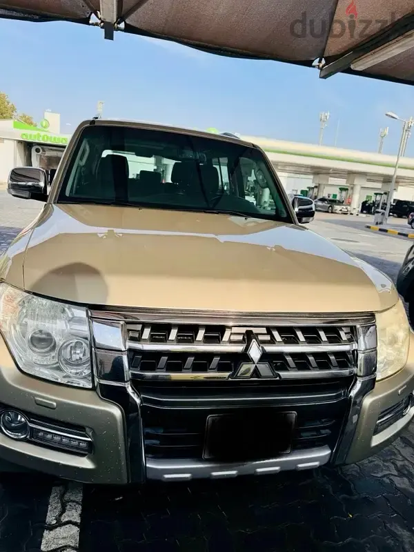 Mitsubishi Pajero 2015