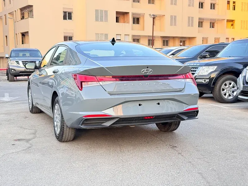 هيونداي إلانترا 2021