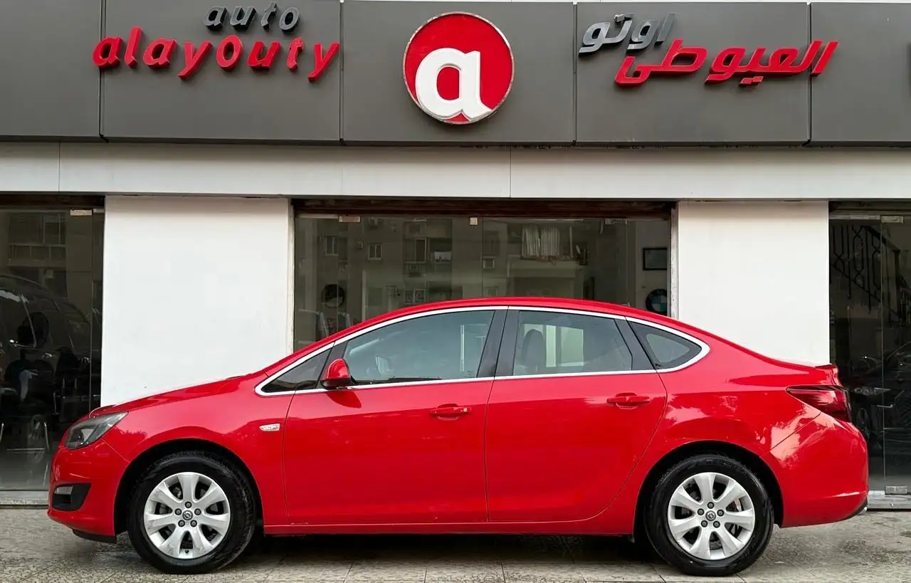 أوبل أسترا 2020