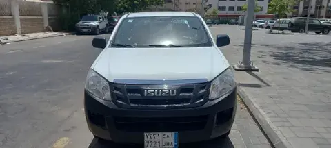 ايسوزو دي-ماكس 2014