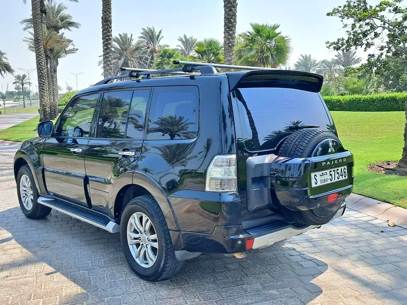 Mitsubishi Pajero 2014