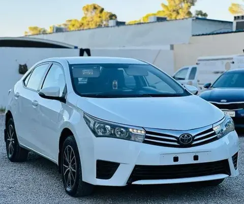 تويوتا كورولا 2014