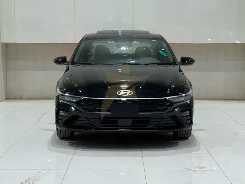 هيونداي إلنترا 2025 كمفورت