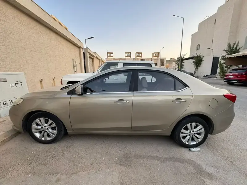 MG 5 2019