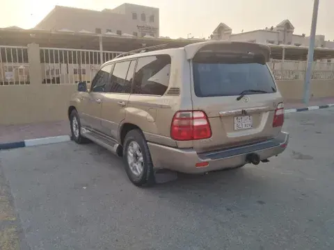 تويوتا لاند كروز 2005