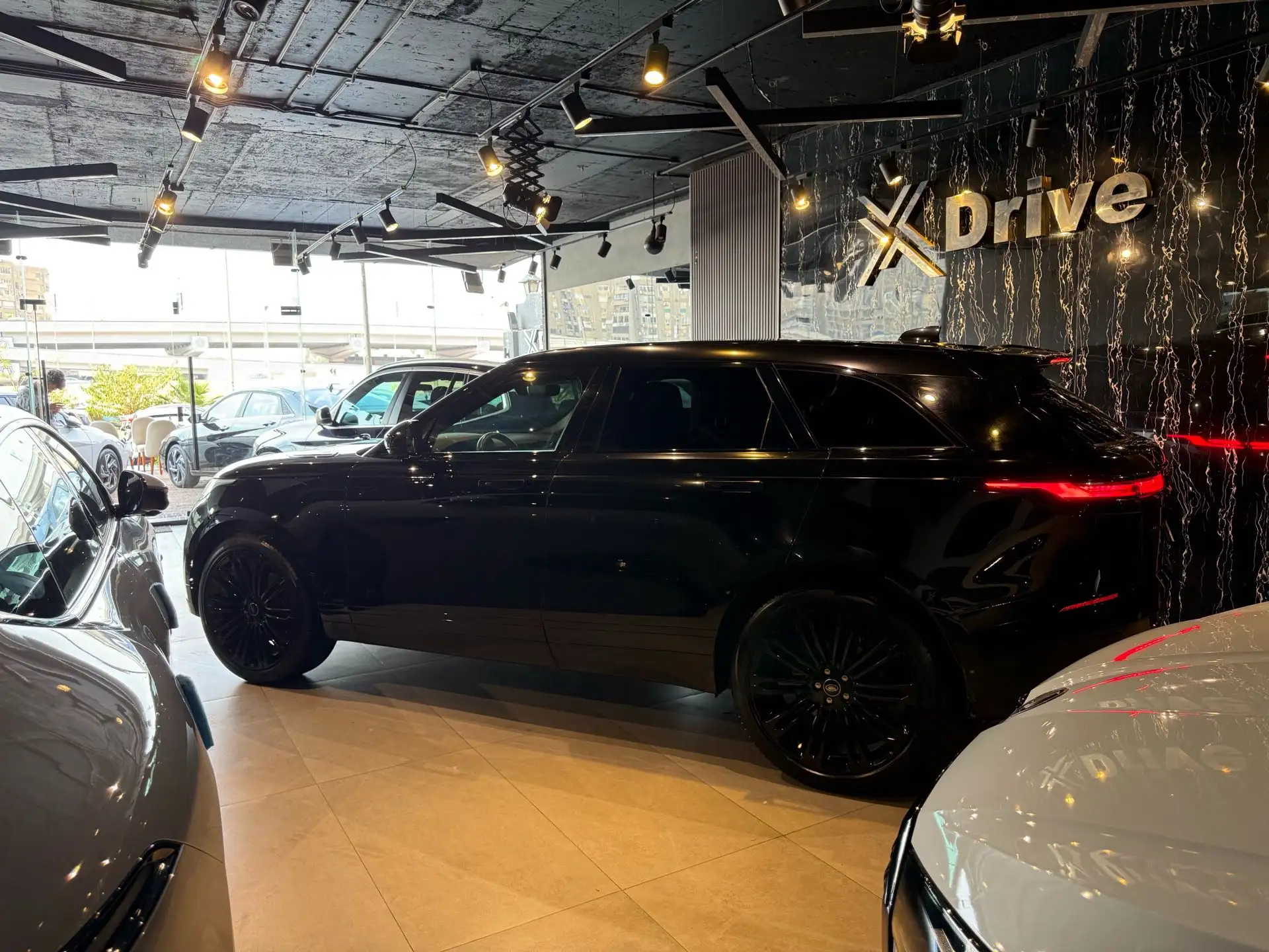 Land Rover Range Rover Velar 2025