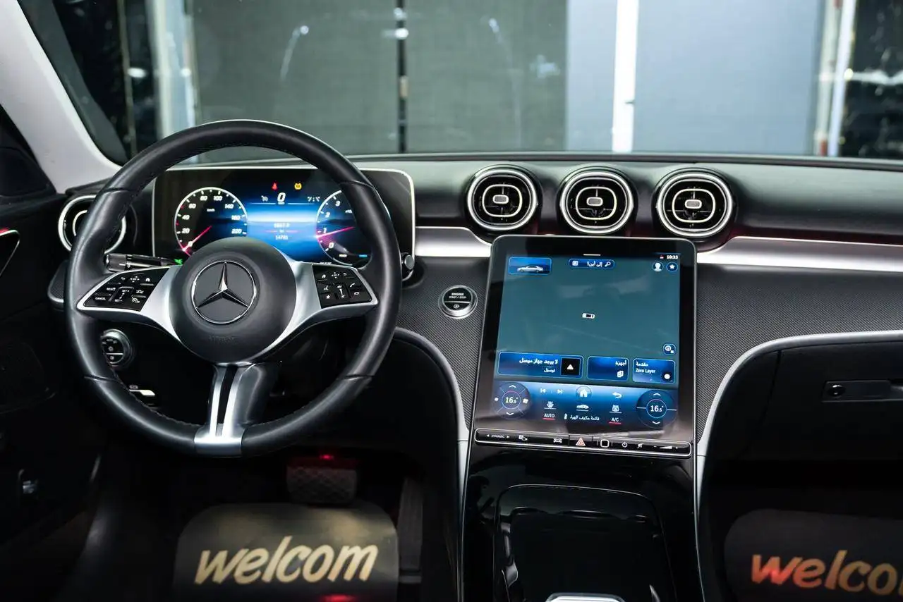 مرسيدس بنز C Class 2024