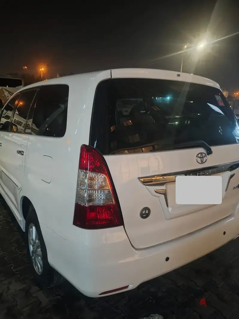 Toyota Innova 2013