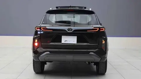 تويوتا Urban Cruiser 2025 الجديد