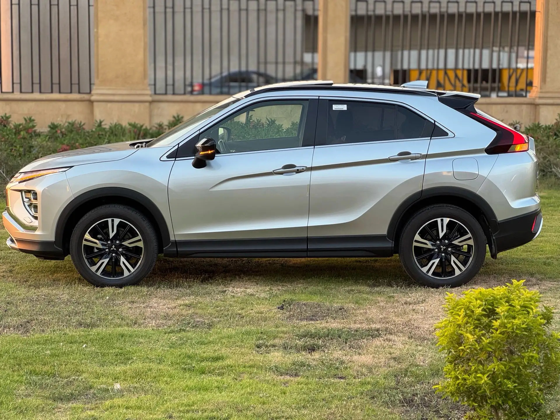 ميتسوبيشي اكليبس 2024