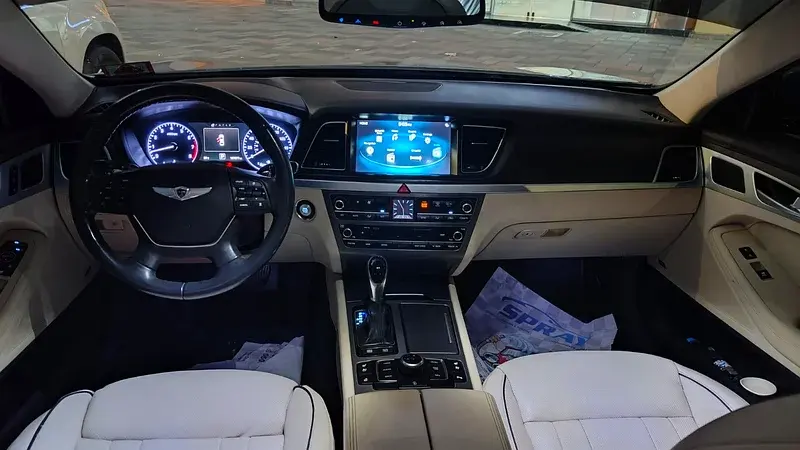 Genesis G80 2016