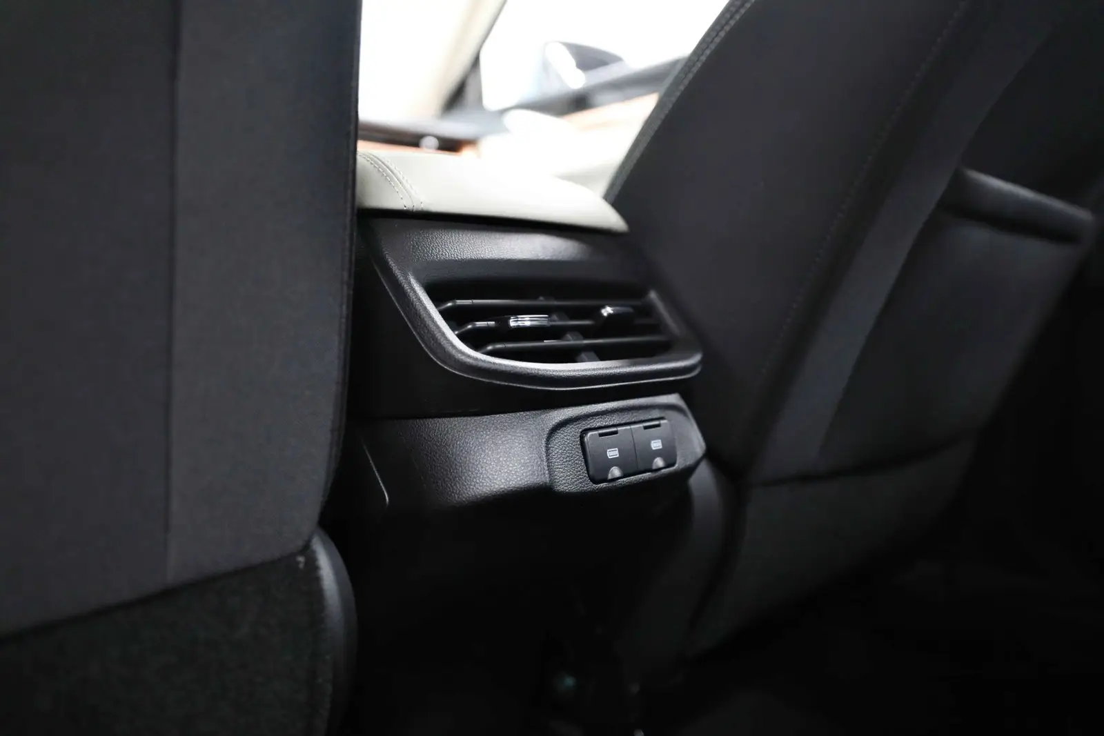 GCC | Brand New | Multiple Colours Available | Under Agancy Warranty 6 Years