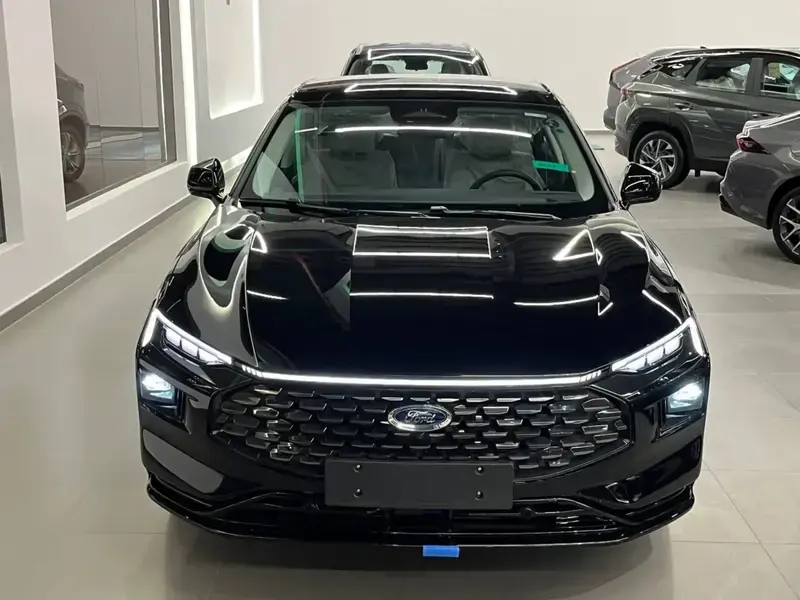 Ford Taurus 2025