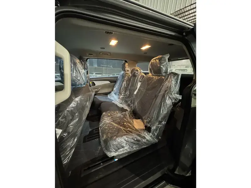 كيا كرنفال 2025 LX بسعر خااص