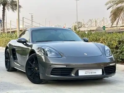 بورش كايمان 718 PORSCHE CAYMAN 718 MODEL 2019 KM 19000 NO ACCDEINT