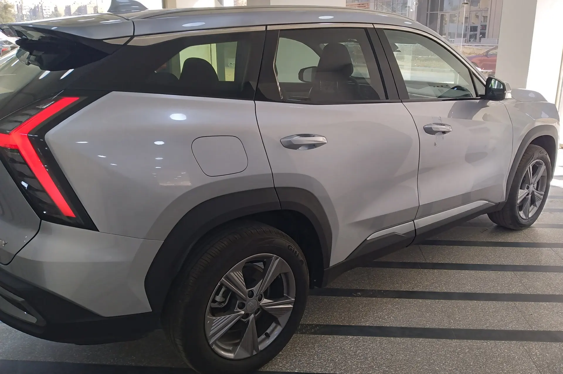 جيلي ستارراي 2025