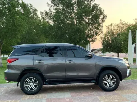 تويوتا فورتشنر 2016