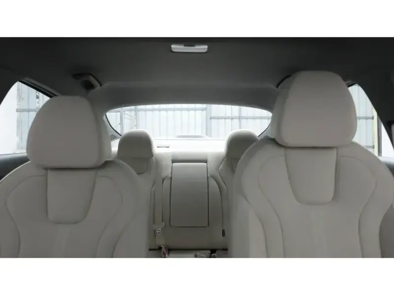 Hyundai Elantra 2025