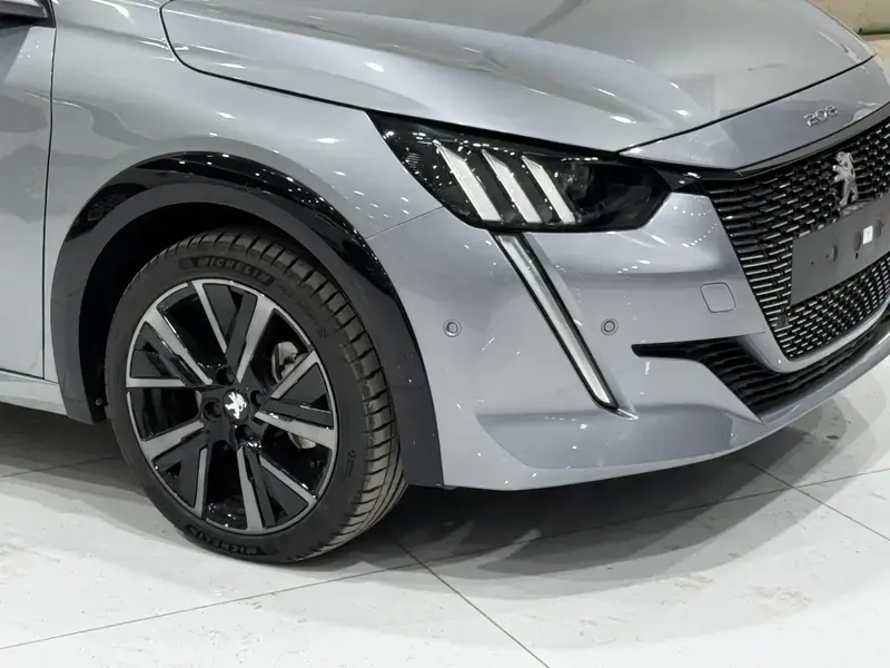 بيجو 208 2023 GT