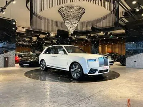 رولز رويس كولينان 2025 الجديد