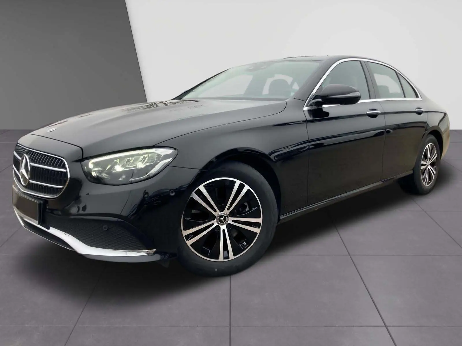 Mercedes Benz E Class 2023