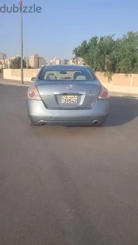 Nissan Altima 2012