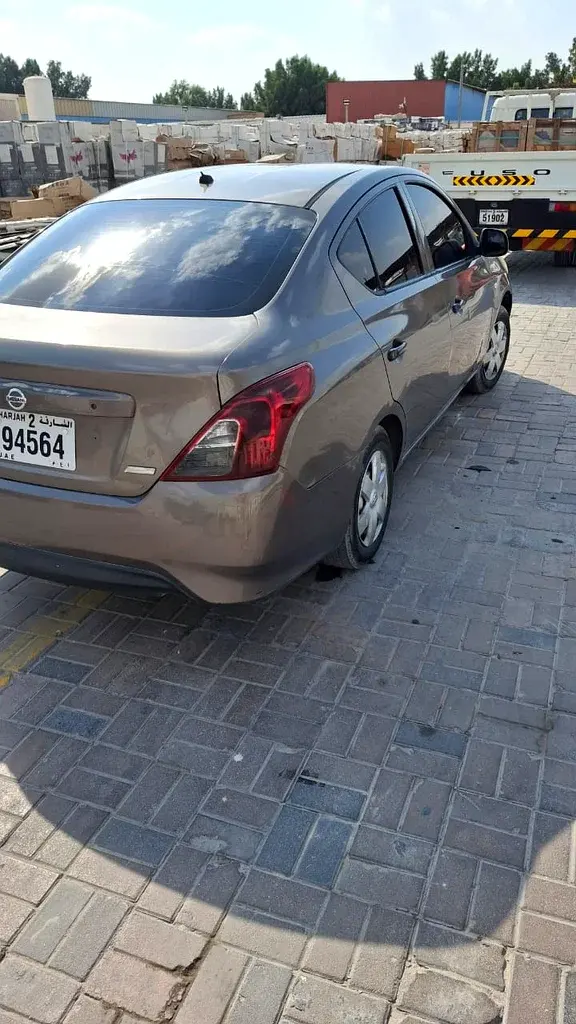 Nissan Sunny 2016