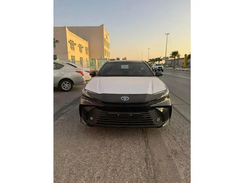 تويوتا كامري 2025 تويوتا كامري LE بنزين سعودي 2025